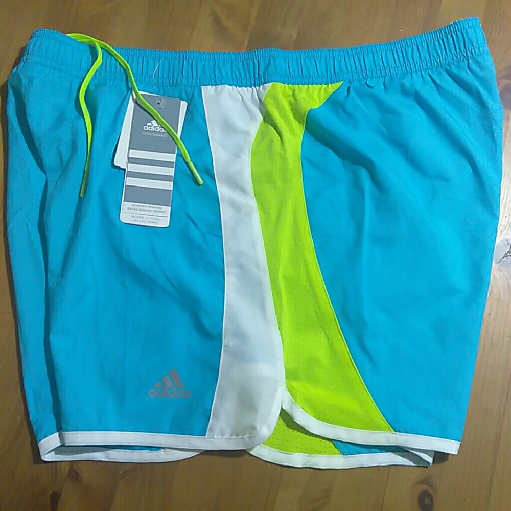 Adidas women's shorts Sz XL